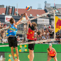 Unter den U16-Teams qualifizierten sich die hotvolleys I und hotvolleys II für das große Finale, welches am 14. Juli vor großer Kulisse und tausenden Fans in der Red Bull Beach Arena am Wiener Heumarkt stattfand.