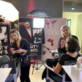 BIPA Make-up Artists mit Look by BIPA Produkten