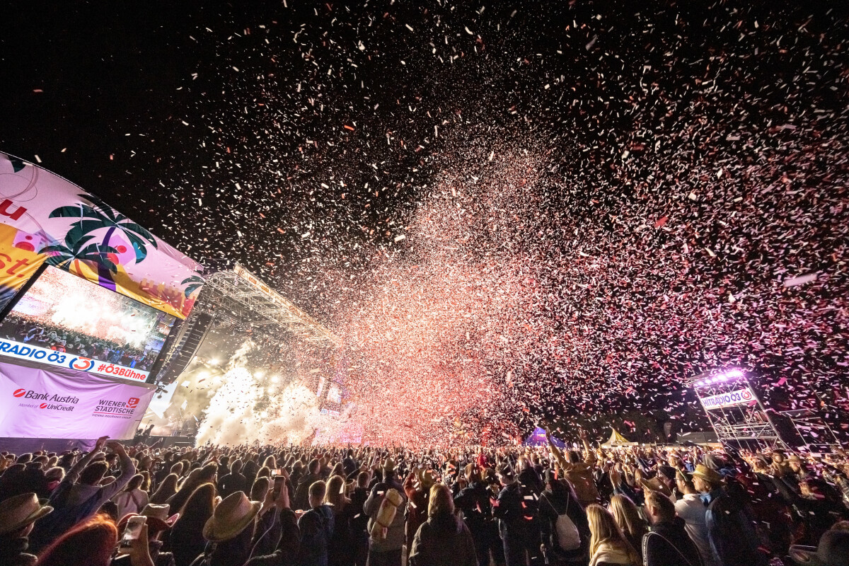 BILLA feiert 40 Jahre Donauinselfest – und die Kund:innen feiern mit!