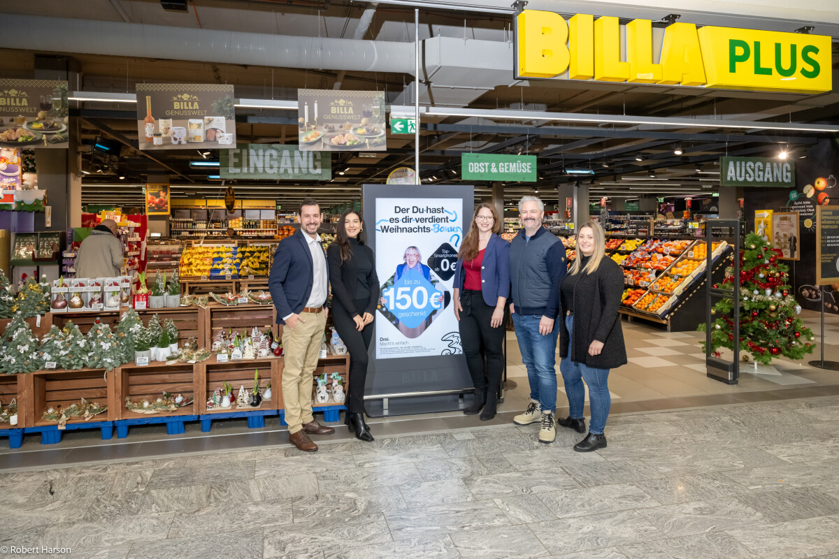 (v.l.n.r.): Florian Widi (Gruppenleitung Media Sales bei BILLA), Jonilda Keci (Client Manager UM Panmedia), Viktoria Zischka (Senior Media Consultant BILLA), Alexander Binder (Media Manager Hutchison Drei Austria GmbH), Vanessa Sulak (Campaign Manager, Hutchison Drei Austria GmbH).