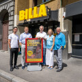 v.l.n.r.: Vahti Tekin (BILLA Marktmanager Gentzgasse 52), Alexander Poropatits-Anderl (BILLA Vertriebsleiter), Robert Zöchling, (Bezirksvorsteherin Stellvertreter des 18. Bezirkes der Stadt Wien), Therese Zöttl (Pädagogische Leiterin und Obmannstellvertreterin von Rainman’s Home) und Anton Diestelberger (Obmann von Rainman’s Home) freuen sich über den Start der „Stillen Stunde“ im BILLA Markt in der Gentzgasse 52 in Wien-Währing.