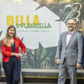 BILLA celebrates the opening of BILLA PFLANZILLA in Graz, on the opening day were (from left to right) Peter Gschiel, BILLA Sales Director in Styria, Verena Wiederkehr, BILLA Head of Plant-Based Business Development, Michael Paterno, BILLA Director of Consumer & Insights and Robert Nagele, BILLA Director of Real Estate