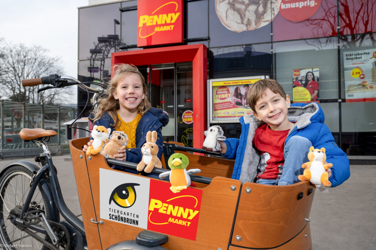 PENNY & Schönbrunn Zoo join forces to protect endangered animal species in Austria