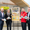 (from left to right): Harald Mießner (BILLA Sales Director), Nicole Döring (BILLA PLUS Store Manager Baden), Hannes Buxbaum (Regional Director Health and Social Services, Lower Austria branch of the WCC) and Michael Opriesnig (General Secretary Austrian Red Cross) are happy about the start of the fundraising campaign for people in need.