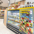 The product range of the new store format is characterised by its wide variety of freshly prepared convenience products and 