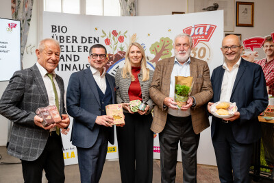 from left to right: Erwin Unger, Marcel Haraszti, Klaudia Atzmüller, Franz Fischler and Andreas Steidl