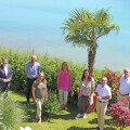 The project team is happy about the success of the project so far. From left to right: Kurt Aschbacher (BILLA Head of Sales Carinthia), Ronald Würflinger (CEO Blühendes Österreich), Susanne Glatz-Jorde (Project Manager E.C.O. Institute for Ecology), Michaela Taupe-Traer (World Rowing Champion Klagenfurt, Project Ambassador), Sara Schaar (Regional Councillor for Environment and Nature Conservation), Franz Petritz (City Councillor for Education), Alois Dolinar (Deputy Mayor, City Councillor for Environment).