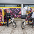 From left: Hannes Gruber (BILLA Head of Sales) and Patrick Rottensteiner (BILLA Digital Logistics Manager & Project Manager) with the innovative e-bikes.