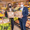 BILLA store manager Zuhal Kacar and BILLA sales director for Vienna Hamed Mohseni are committed to the responsible use of food. They are looking forward to giving fruit and vegetables a second chance.