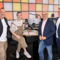 From left to right: Robert Kratky (Ö3 presenter), Daniela Schmidt (Ö3 presenter), Michael Paterno (BILLA board member) and Michael Pauser (station manager Ö3) are happy about the 70th anniversary of BILLA.