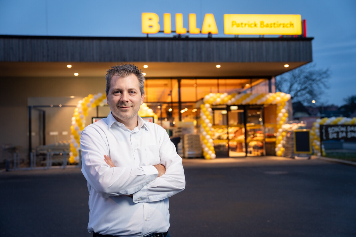 Patrick Bastirsch starts as a BILLA shop assistant at Wienerstrasse 16 in Himberg, Lower Austria.
