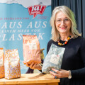 Martina Hörmer, Ja! Natürlich, präsentiert Green Packaging Maßnahmen