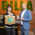 Die BILLA Familie setzt auf die Zusammenarbeit mit dem Unternehmen Too Good To Go, welches überschüssige Lebensmittel und Speisen vor der Entsorgung rettet.