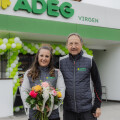 38-year-old Anja Steinkasserer is following in the footsteps of her father Werner Hanser, who successfully managed the local convenience store for over 20 years.